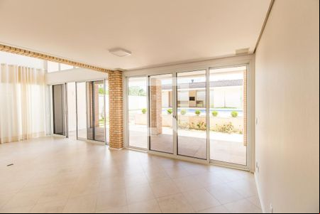 Sala de casa de condomínio à venda com 5 quartos, 500m² em Tamboré, Santana de Parnaíba