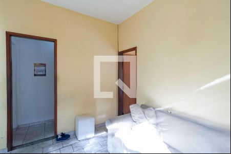 Sala  de casa à venda com 2 quartos, 360m² em Tupi B, Belo Horizonte