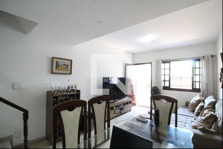 Sala de casa para alugar com 2 quartos, 80m² em Curicica, Rio de Janeiro