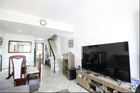 Sala de casa para alugar com 2 quartos, 80m² em Curicica, Rio de Janeiro
