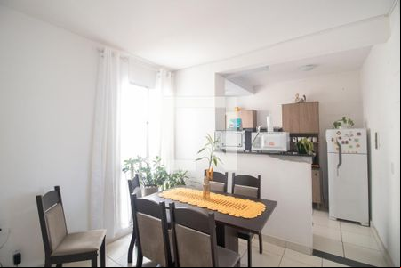 Sala de apartamento à venda com 2 quartos, 45m² em Betim Industrial, Betim