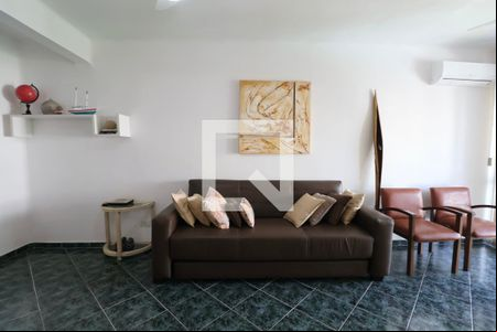 Sala de apartamento para alugar com 2 quartos, 78m² em Balneario Guarujá, Guarujá