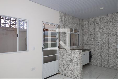 Sala de casa de condomínio para alugar com 1 quarto, 40m² em Itaquera, São Paulo