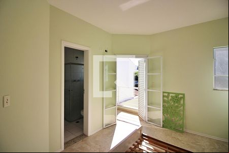 Suíte de casa à venda com 3 quartos, 125m² em Baeta Neves, São Bernardo do Campo