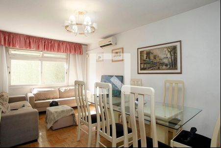 Sala de apartamento para alugar com 3 quartos, 90m² em Rio Branco, Porto Alegre