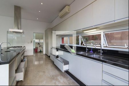 Sala/Cozinha de casa à venda com 3 quartos, 492m² em Sumarezinho, São Paulo