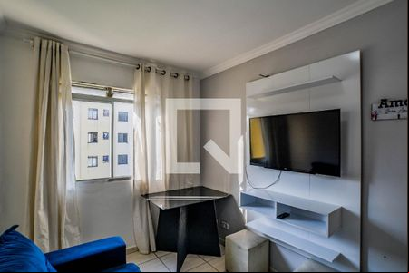 Sala de apartamento para alugar com 2 quartos, 48m² em Vila Alto de Santo Andre, Santo André