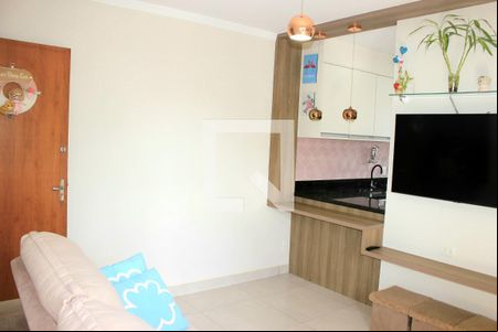 Sala de apartamento para alugar com 2 quartos, 47m² em Água Chata, Guarulhos