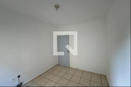 Dormitório 01 de apartamento para alugar com 2 quartos, 48m² em Jardim Heitor Rigon, Ribeirão Preto