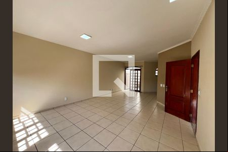 Sala de casa para alugar com 4 quartos, 200m² em Parque Nova Suica, Valinhos
