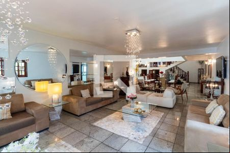 Sala de casa para alugar com 4 quartos, 500m² em Vila Ré, São Paulo