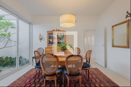 Sala de Jantar de casa à venda com 3 quartos, 500m² em Alto de Pinheiros, São Paulo