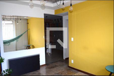 Detalhe Sala de apartamento para alugar com 2 quartos, 78m² em Sagrada Família, Belo Horizonte