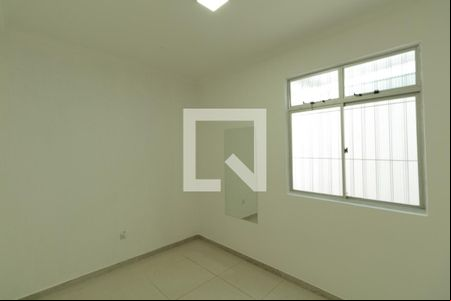 Quarto 1 de casa à venda com 4 quartos, 140m² em Vila Jardim Leblon, Belo Horizonte