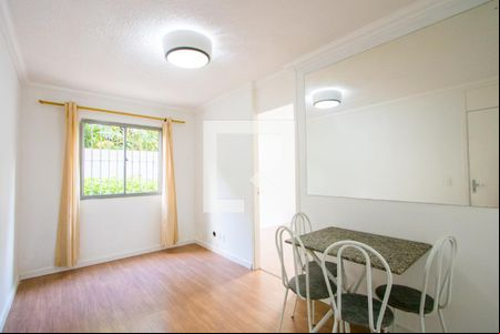 Sala de apartamento para alugar com 2 quartos, 74m² em Vila Lutécia, Santo André