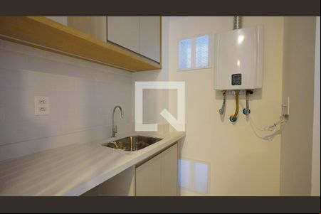 Sala - Cozinha e Área de Serviço de apartamento para alugar com 2 quartos, 72m² em Cacupé, Florianópolis