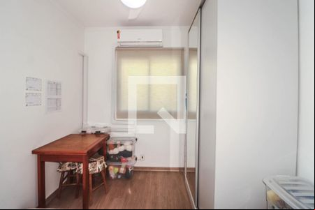 Quarto 1 de apartamento à venda com 2 quartos, 49m² em Jardim Itu, Porto Alegre