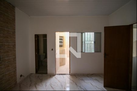 Quarto de casa para alugar com 1 quarto, 50m² em Jardim Santa Maria, São Paulo