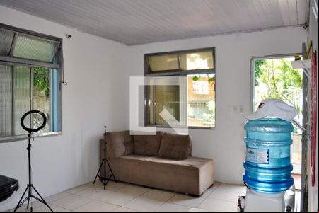 Sala de casa à venda com 5 quartos, 199m² em Santa Tereza, Porto Alegre