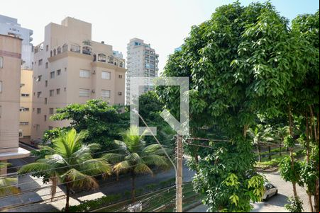 Vista de apartamento para alugar com 4 quartos, 130m² em Balneario Guarujá, Guarujá