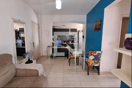 Sala de casa para alugar com 2 quartos, 70m² em Vila Sheila, Duque de Caxias
