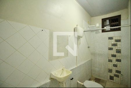 Banheiro de casa para alugar com 1 quarto, 49m² em Pituaçu, Salvador