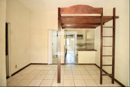 Studio de casa para alugar com 1 quarto, 49m² em Pituaçu, Salvador
