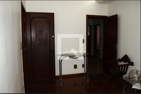 Sala  de apartamento para alugar com 3 quartos, 100m² em Sagrada Família, Belo Horizonte