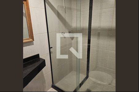 Banheiro 2 de apartamento para alugar com 2 quartos, 76m² em Armação, Salvador