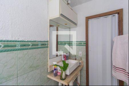 Banheiro de casa para alugar com 1 quarto, 84m² em Mato Grande, Canoas