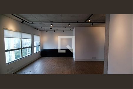 Sala de kitnet/studio à venda com 1 quarto, 70m² em Panamby, São Paulo