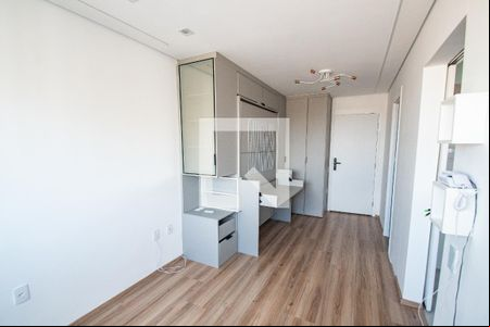 Sala/quarto de kitnet/studio à venda com 1 quarto, 27m² em Vila Dom Pedro I, São Paulo