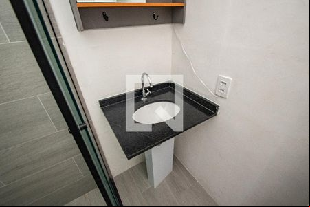 Banheiro de kitnet/studio à venda com 1 quarto, 27m² em Vila Dom Pedro I, São Paulo