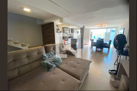 Casa à venda com 2 quartos, 184m² em Conjunto Residencial Santa Terezinha, São Paulo