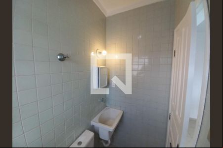 Banheiro de apartamento para alugar com 1 quarto, 19m² em Parque Sao Vicente, São Vicente