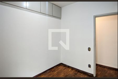 Quarto de apartamento à venda com 3 quartos, 80m² em Santa Tereza, Belo Horizonte