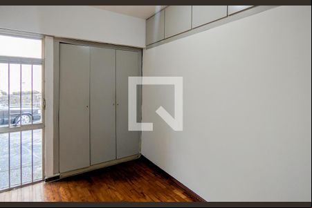 Quarto de apartamento à venda com 3 quartos, 80m² em Santa Tereza, Belo Horizonte