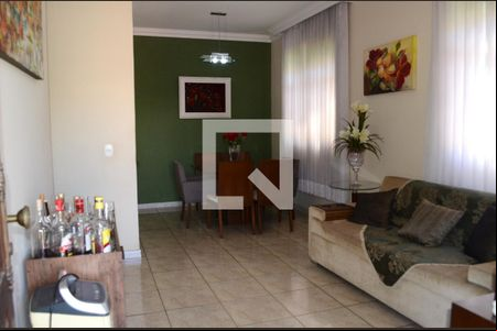 Detalhe Sala de casa à venda com 3 quartos, 360m² em Nova Vista, Belo Horizonte