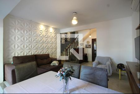 Sala de casa para alugar com 3 quartos, 140m² em Jacarepaguá, Rio de Janeiro