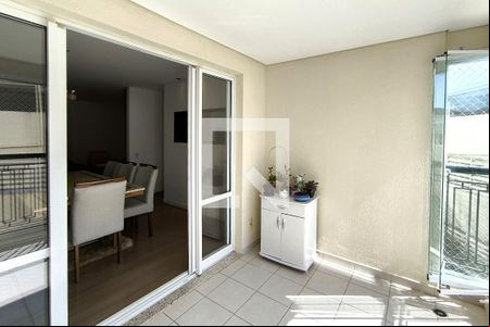 Varanda Sala de apartamento à venda com 4 quartos, 131m² em Jardim Ermida I, Jundiaí