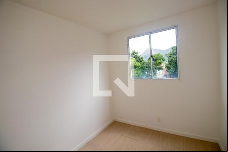 Quarto 1 de apartamento para alugar com 3 quartos, 54m² em Vargem Pequena, Rio de Janeiro