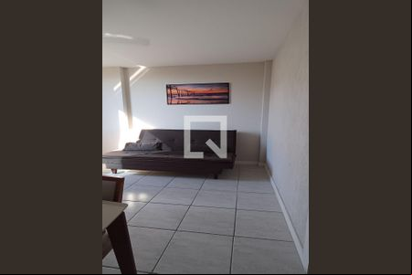 Sala de apartamento para alugar com 1 quarto, 45m² em Barreiros, São José