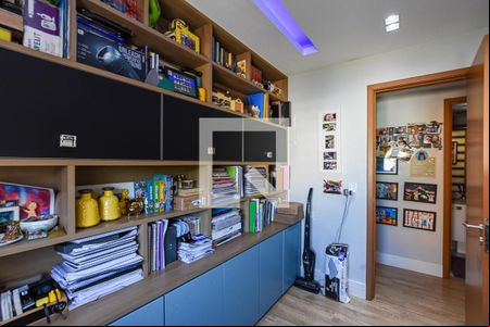 Quarto 2 de apartamento à venda com 3 quartos, 80m² em Cantagalo, Niterói