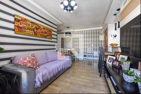 Sala de apartamento à venda com 3 quartos, 80m² em Cantagalo, Niterói