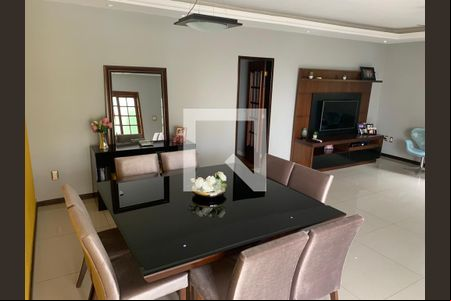 Sala de casa para alugar com 3 quartos, 160m² em Porto da Madama, São Gonçalo