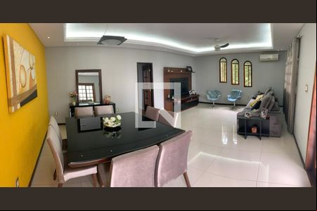 Sala de casa para alugar com 3 quartos, 160m² em Porto da Madama, São Gonçalo