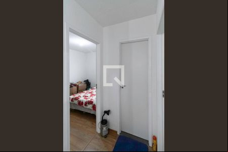 Corredor de apartamento para alugar com 2 quartos, 44m² em Caiapos, Contagem