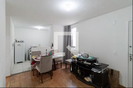 Sala de apartamento para alugar com 2 quartos, 44m² em Caiapos, Contagem