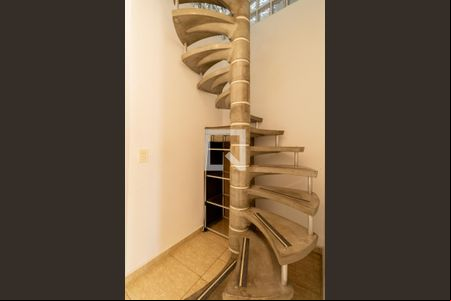 Escada para os Quartos de casa à venda com 3 quartos, 190m² em Jardim Aricanduva, São Paulo