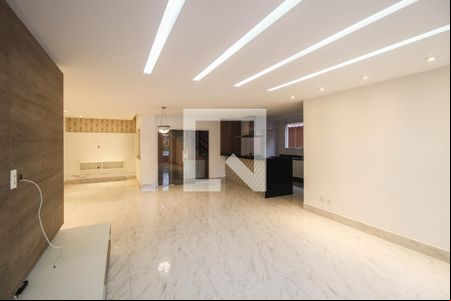 Sala de casa para alugar com 3 quartos, 300m² em Nossa Senhora de Fatima, Nilópolis
